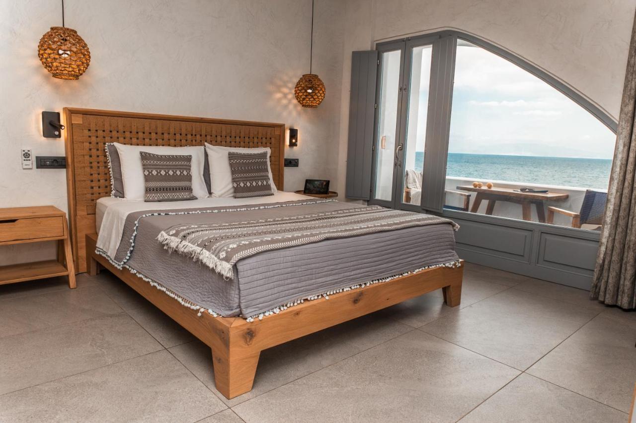 Almyra Oia Suites Kültér fotó