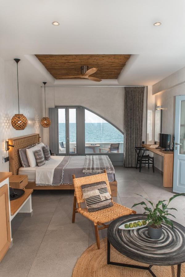 Almyra Oia Suites Kültér fotó